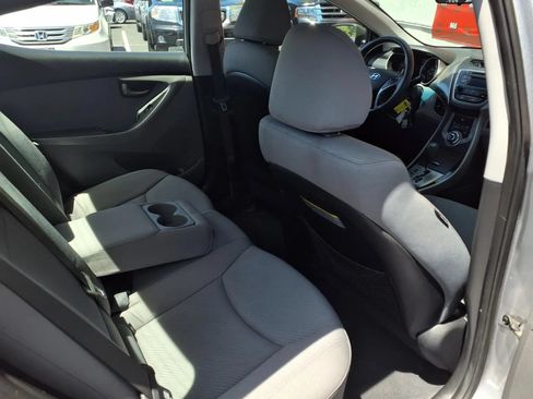 Used 2013 Hyundai Elantra GLS FWD image 24