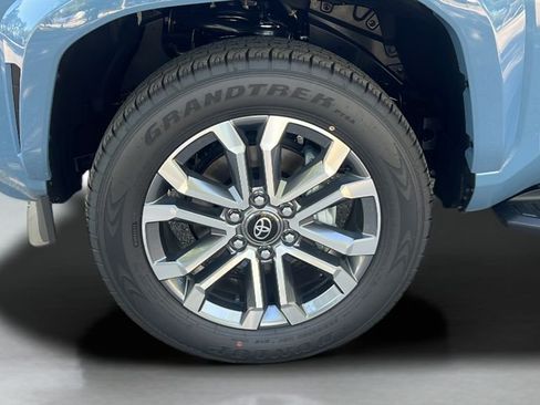 New 2026 Toyota 4Runner Limited AWD/4WD image 27