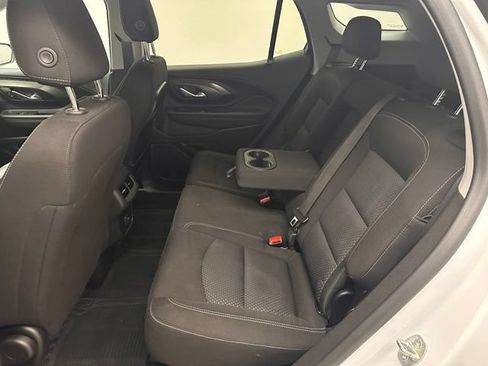 Used 2024 GMC Terrain SLE FWD image 18