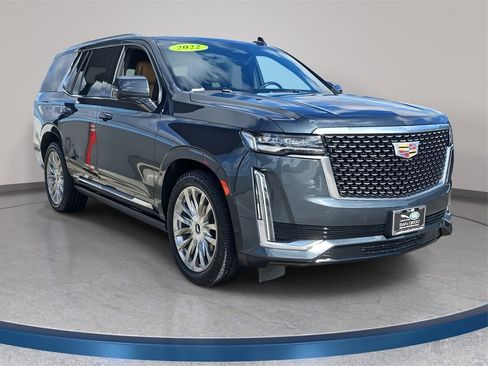 Used 2022 Cadillac Escalade Premium Luxury w/ Performance Package image 4