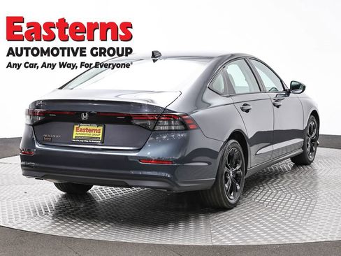 Used 2025 Honda Accord SE image 5