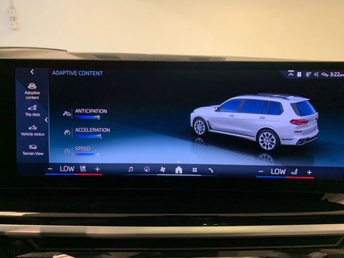 Used 2025 BMW X7 xDrive40i w/ Executive Package AWD/4WD image 52