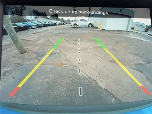 Certified 2022 Jeep Cherokee Latitude w/ Sun & Sound Group image 7