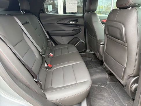 Used 2025 Chevrolet TrailBlazer RS w/ Convenience Package AWD/4WD image 18