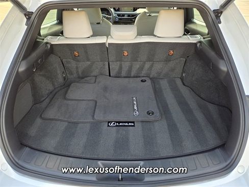 Certified 2021 Lexus UX 250h w/ Accessory Package (Z1) image 18