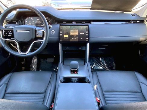 Used 2024 Land Rover Discovery Sport S image 15