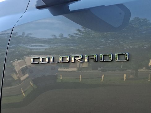 Used 2023 Chevrolet Colorado W/T RWD image 29
