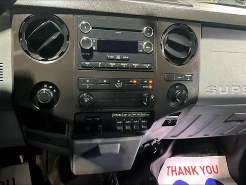 Used 2016 Ford F550 4x4 Regular Cab Super Duty image 13