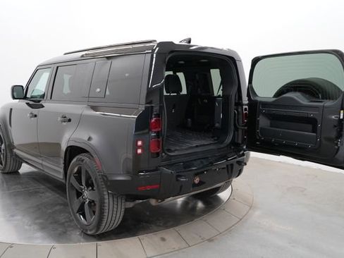 Used 2024 Land Rover Defender 110 X-Dynamic SE AWD/4WD image 48