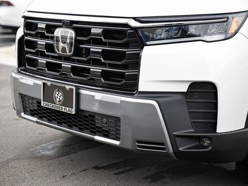 New 2026 Honda Pilot Elite image 3