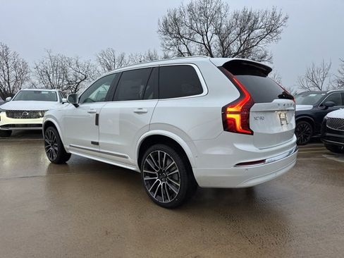 New 2026 Volvo XC90 B6 Plus w/ Protection Package image 5