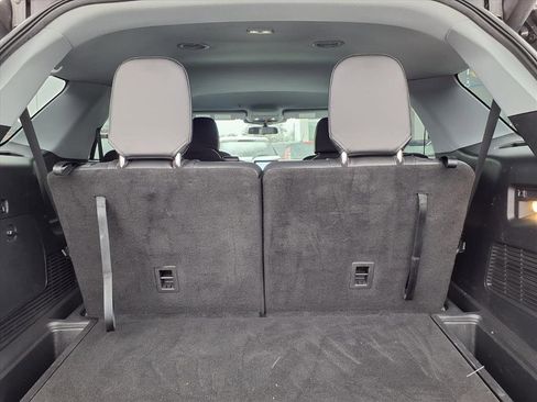 Used 2022 Ford Explorer XLT w/ Equipment Group 202A image 21