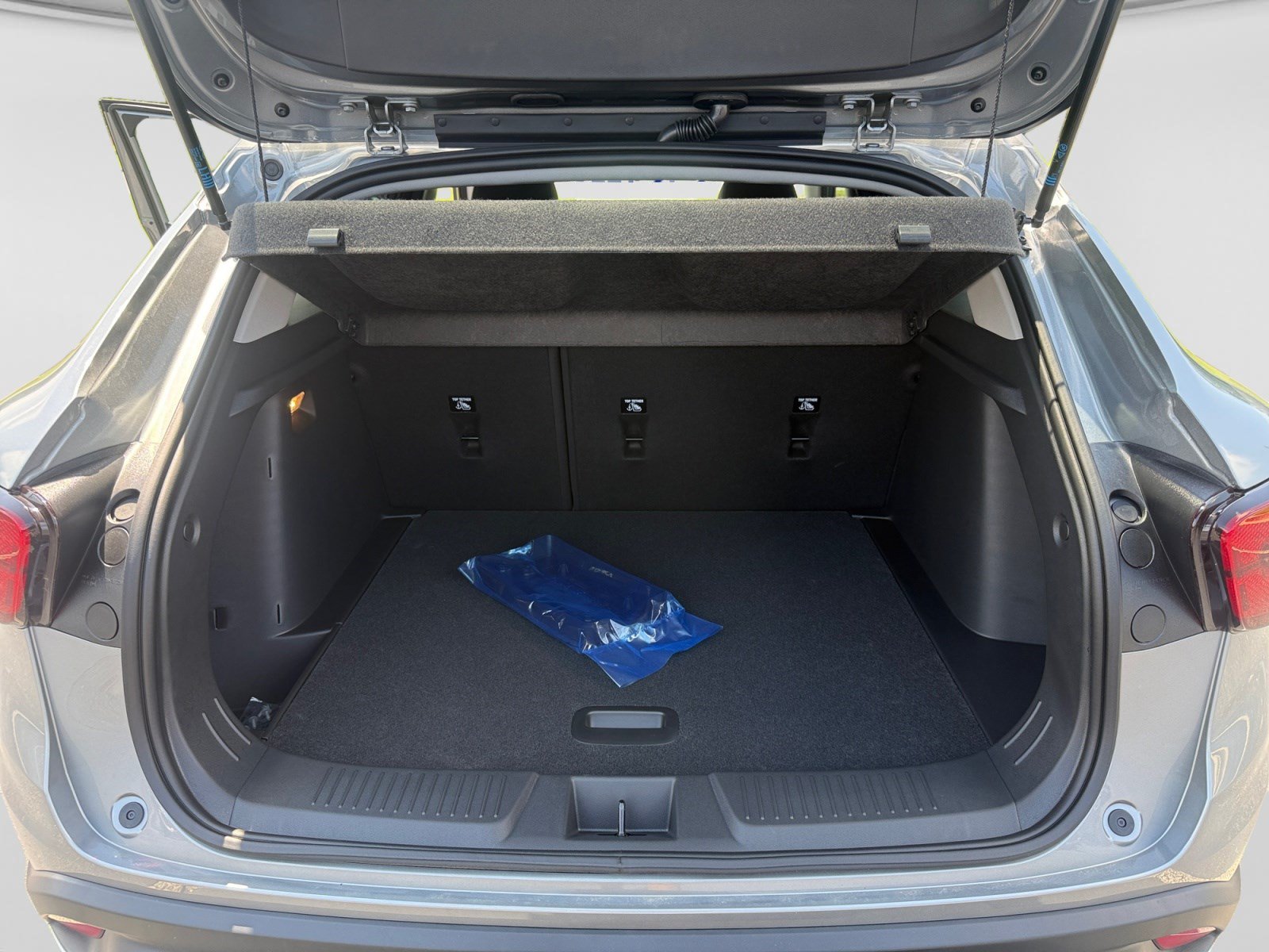 New 2026 Chevrolet Trax LT FWD image 17