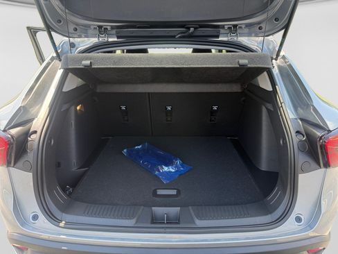 New 2026 Chevrolet Trax LT FWD image 17