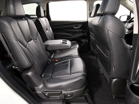 Used 2023 Subaru Ascent Limited AWD/4WD image 18