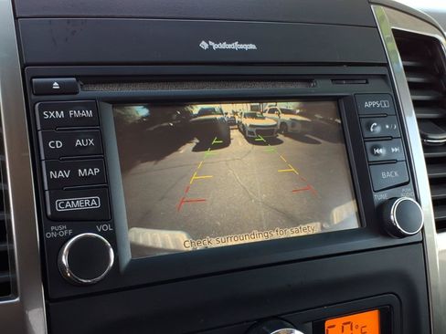 Used 2015 Nissan Frontier SL AWD/4WD image 23