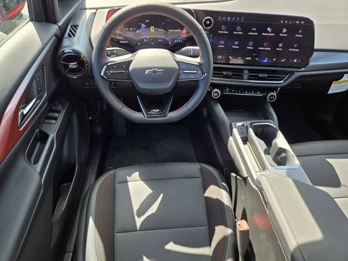 New 2026 Chevrolet Equinox EV RS image 9