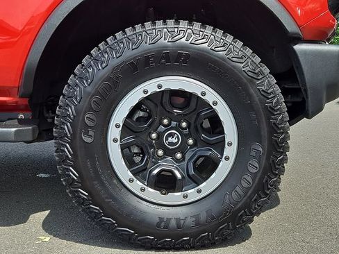 Used 2023 Ford Bronco Outer Banks w/ Sasquatch Package AWD/4WD image 8