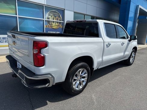Used 2022 Chevrolet Silverado 1500 LTZ w/ LTZ Premium Package image 6