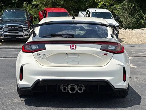 Used 2024 Honda Civic Type R image 5