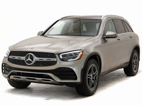 Used 2021 Mercedes-Benz GLC 300 image 29