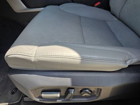 Used 2025 Toyota Sequoia Limited AWD/4WD image 21