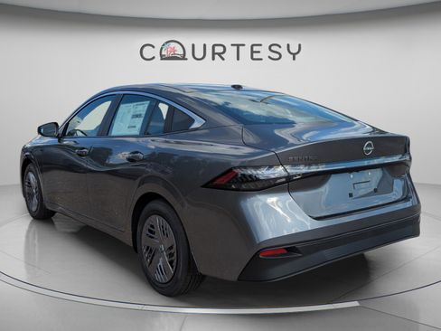 New 2026 Nissan Sentra SV w/ Floor Mat Package FWD image 4