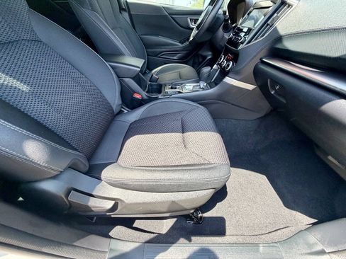 Used 2023 Subaru Forester Premium AWD/4WD image 28