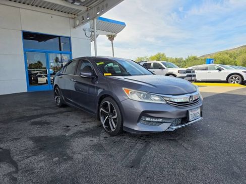 Used 2016 Honda Accord Sport image 3