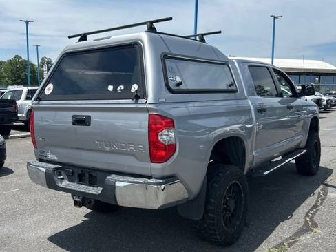 Used 2017 Toyota Tundra SR5 AWD/4WD image 3