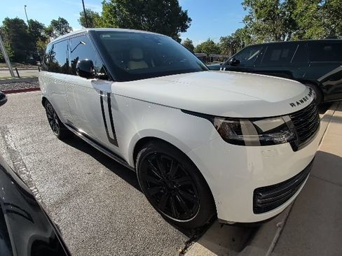 Used 2026 Land Rover Range Rover SE AWD/4WD image 6