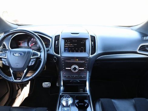 Used 2019 Ford Edge ST image 11