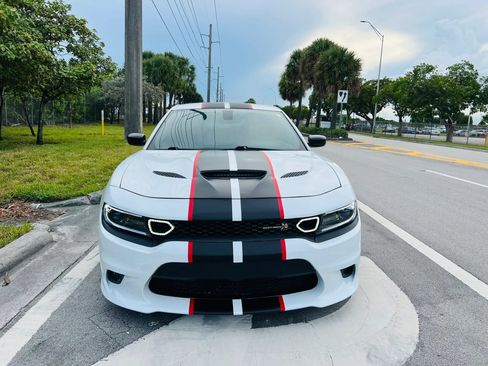 Used 2019 Dodge Charger Scat Pack w/ Daytona Edition Group RWD image 8