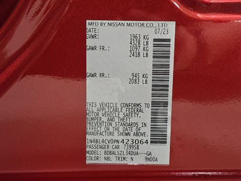 Used 2023 Nissan Altima 2.5 SR FWD image 32