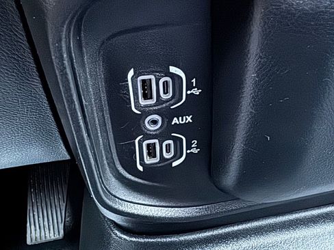 Used 2021 RAM 1500 Big Horn AWD/4WD image 22