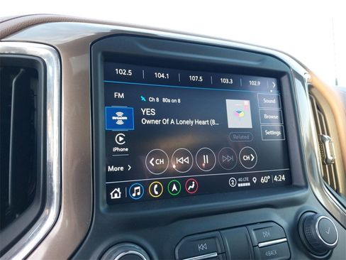 Used 2023 Chevrolet Silverado 2500 High Country image 16