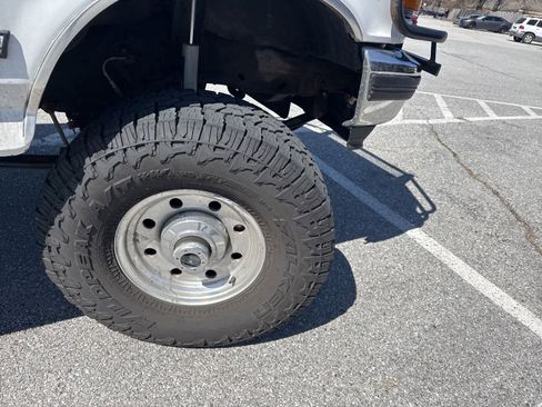 Used 1997 Ford F350 XLT image 4