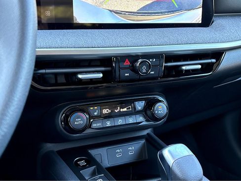 New 2026 Nissan Kicks SV w/ SV Premium Package image 9