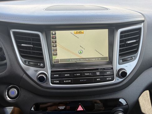 Used 2016 Hyundai Tucson Limited w/ Option Group 03 FWD image 28