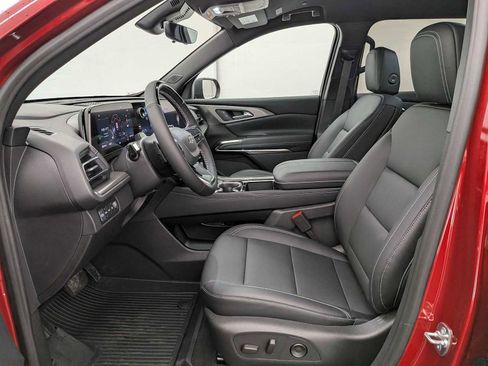 New 2026 Chevrolet Traverse LT image 16