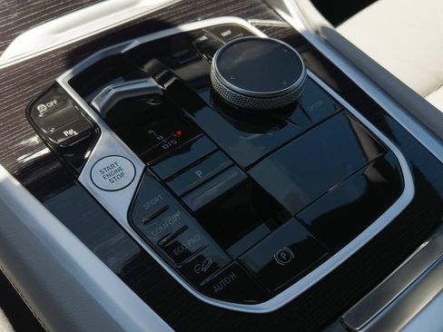 New 2027 BMW X6 xDrive40i AWD/4WD image 10