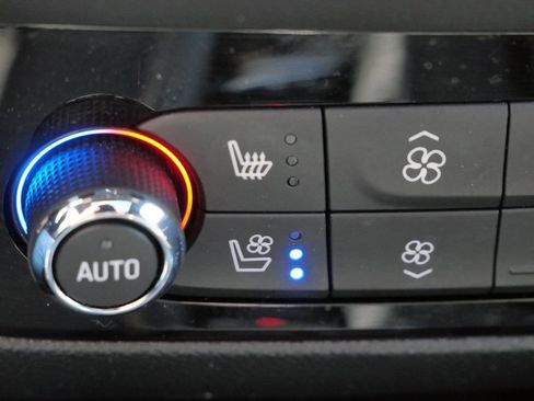 Used 2024 Buick Enclave Avenir w/ Avenir Technology Package AWD/4WD image 49