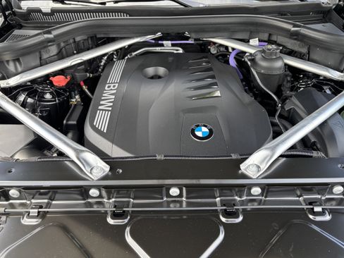 Used 2026 BMW X5 sDrive40i w/ Premium Package image 36