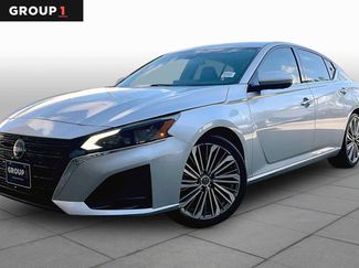 Certified 2024 Nissan Altima 2.5 SL FWD video 1