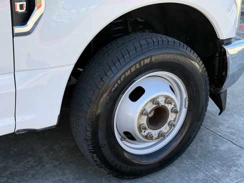 Used 2017 Ford F350 XL w/ XL Value Package image 43