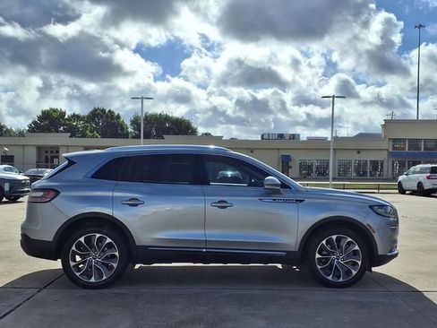 Used 2023 Lincoln Nautilus Reserve FWD image 21