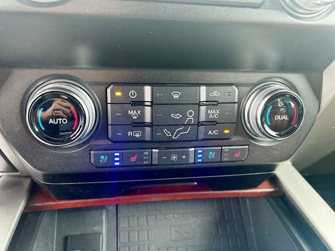 Certified 2021 Ford F350 King Ranch w/ King Ranch Ultimate Package AWD/4WD image 28