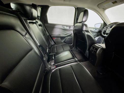 Used 2024 Ford Escape Platinum image 26