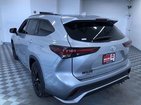 Used 2025 Toyota Highlander XSE image 14