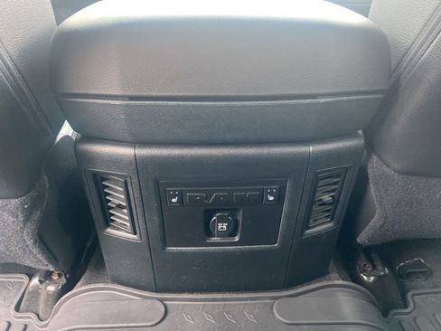 Used 2017 RAM 1500 Laramie w/ Convenience Group image 17